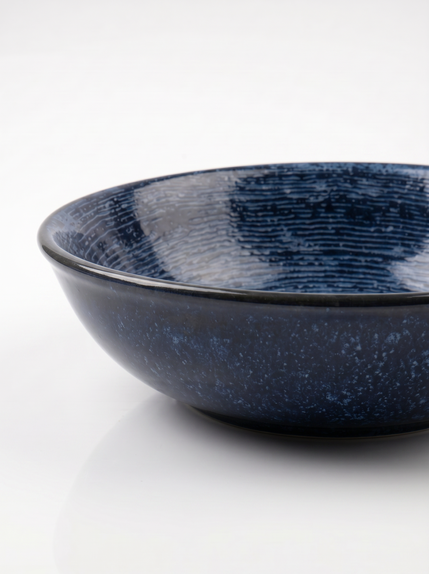 Obsidian Curve Plate